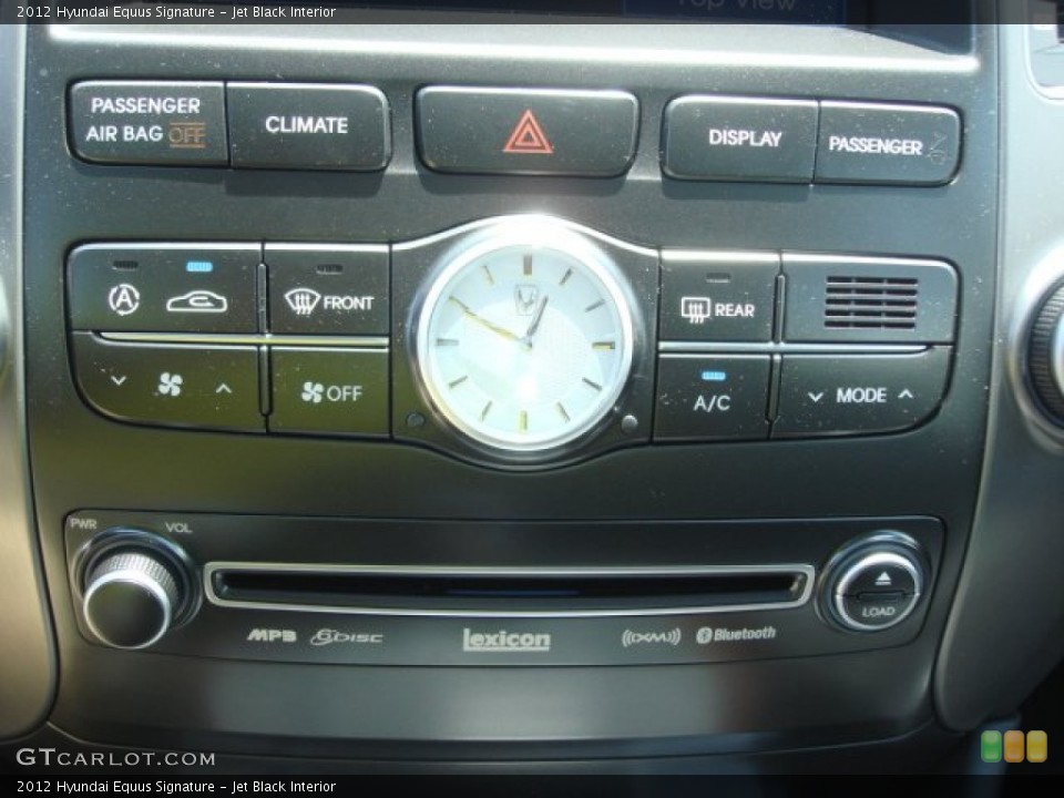 Jet Black Interior Controls for the 2012 Hyundai Equus Signature #65709677
