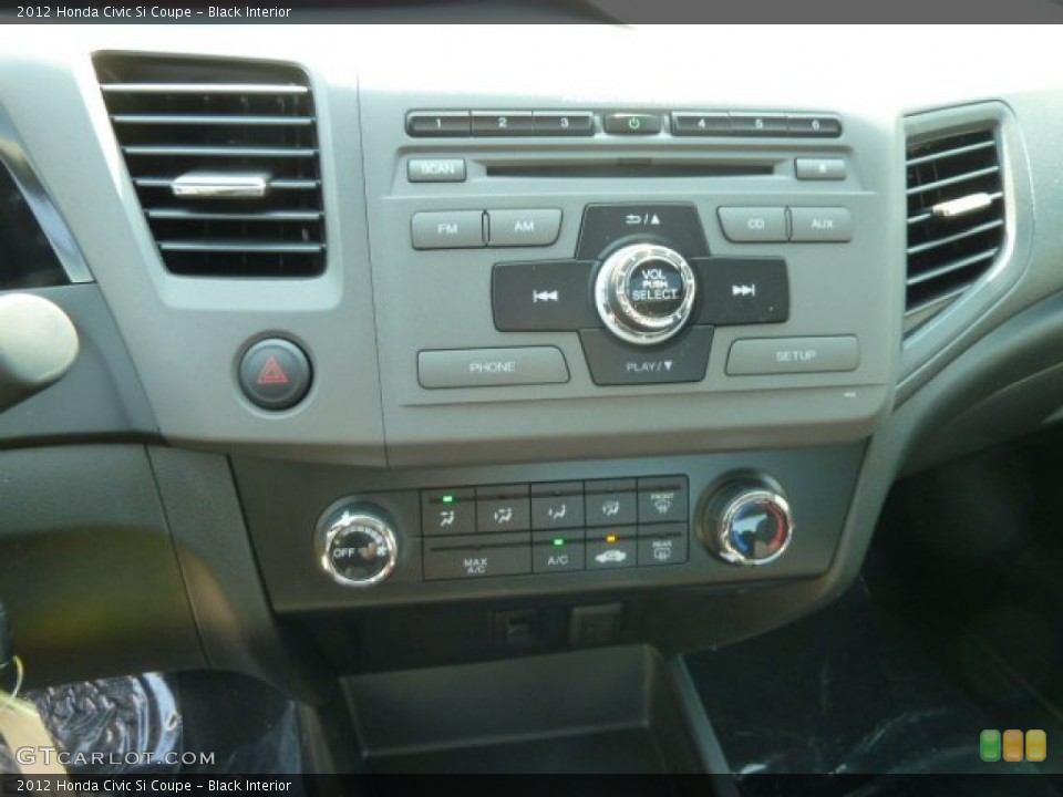 Black Interior Controls for the 2012 Honda Civic Si Coupe #65725195
