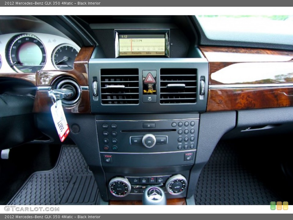 Black Interior Controls for the 2012 Mercedes-Benz GLK 350 4Matic #65740540