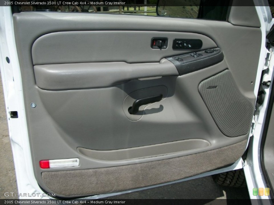 Medium Gray Interior Door Panel for the 2005 Chevrolet Silverado 3500 LT Crew Cab 4x4 #65758978