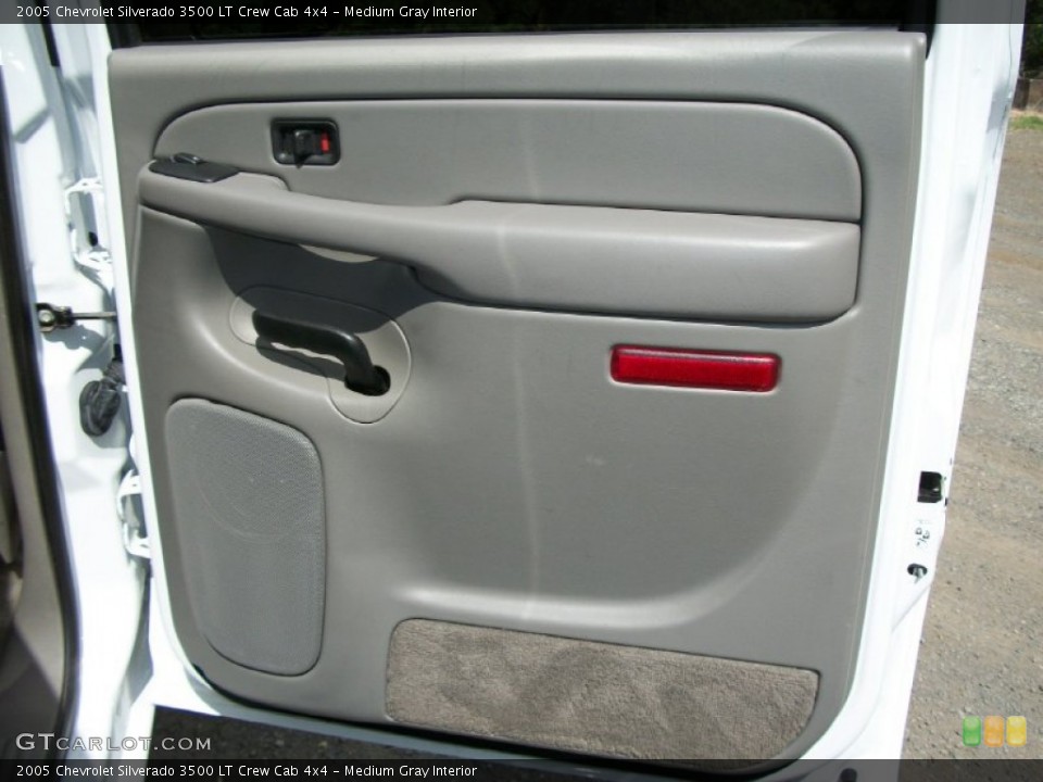 Medium Gray Interior Door Panel for the 2005 Chevrolet Silverado 3500 LT Crew Cab 4x4 #65759035