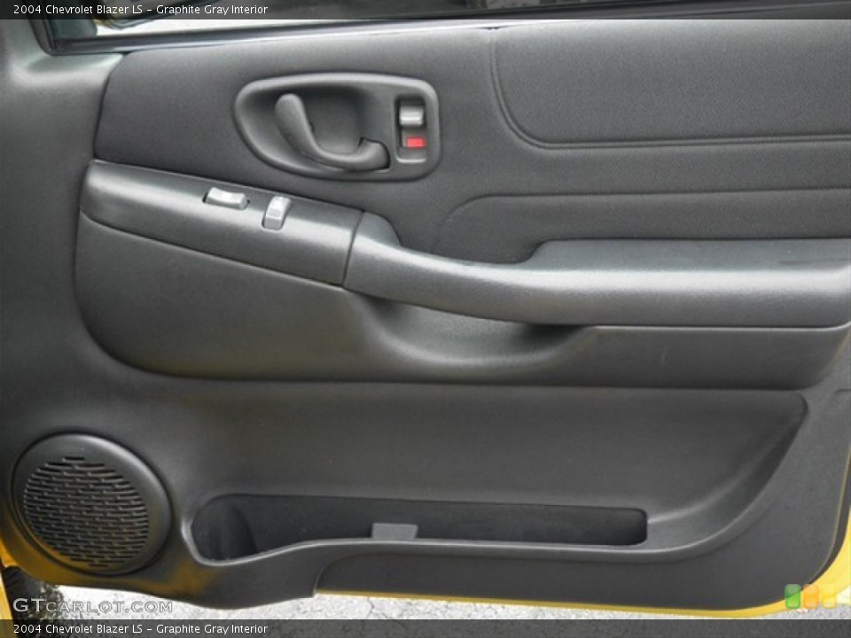 Graphite Gray Interior Door Panel for the 2004 Chevrolet Blazer LS #65763161