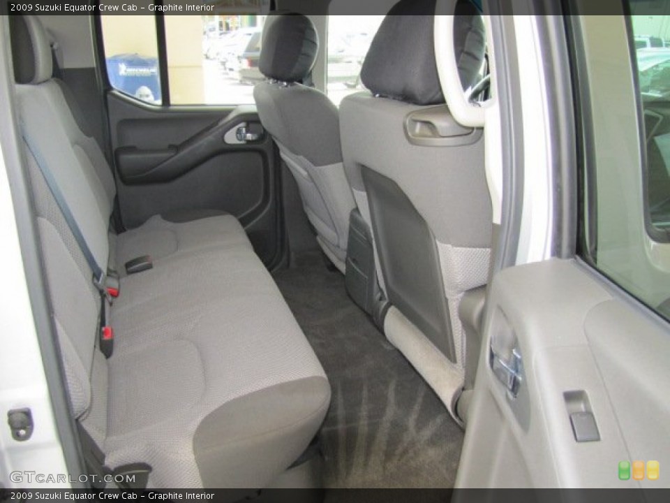 Graphite Interior Photo for the 2009 Suzuki Equator Crew Cab #65771890