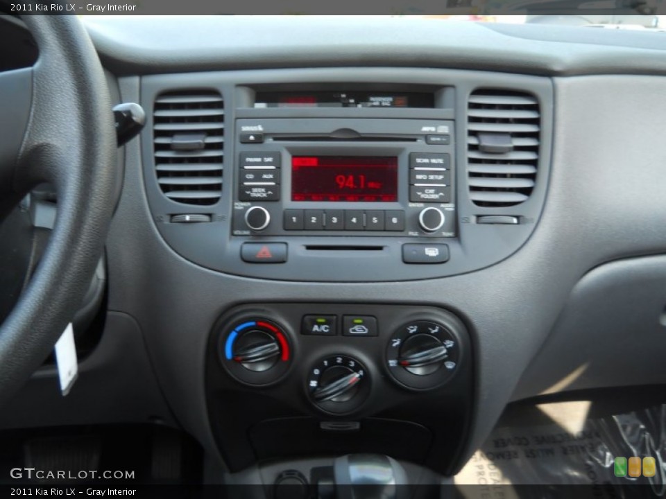 Gray Interior Controls for the 2011 Kia Rio LX #65790533