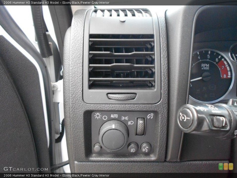 Ebony Black/Pewter Gray Interior Controls for the 2006 Hummer H3  #65804824