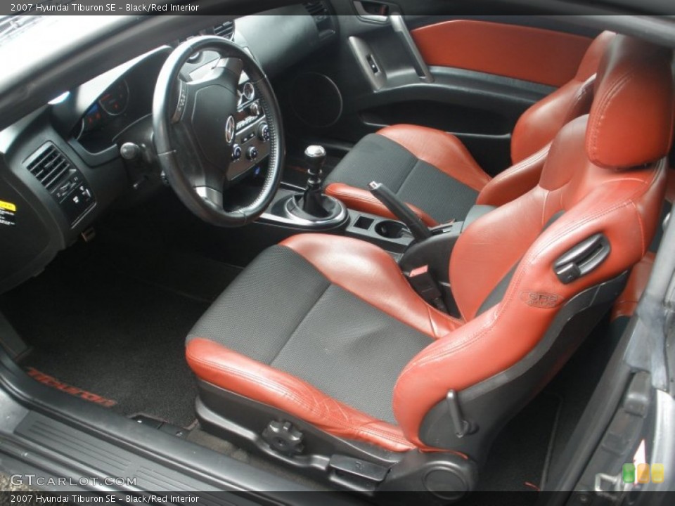 Black/Red Interior Photo for the 2007 Hyundai Tiburon SE #65816513