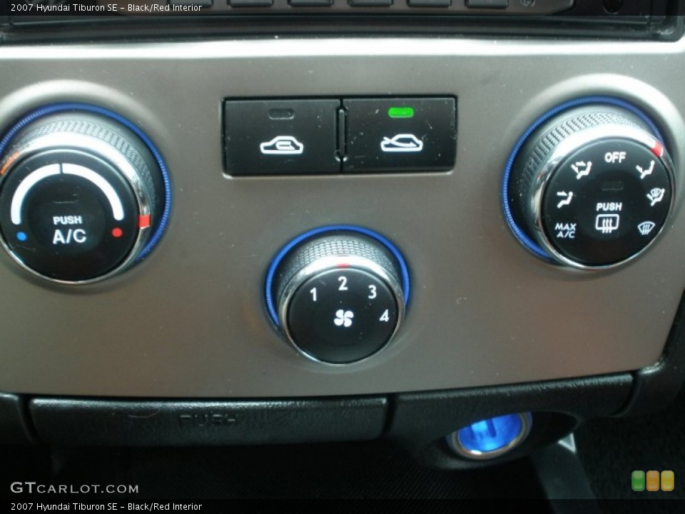 Black/Red Interior Controls for the 2007 Hyundai Tiburon SE #65816594