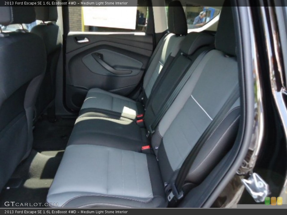Medium Light Stone Interior Photo for the 2013 Ford Escape SE 1.6L EcoBoost 4WD #65826146