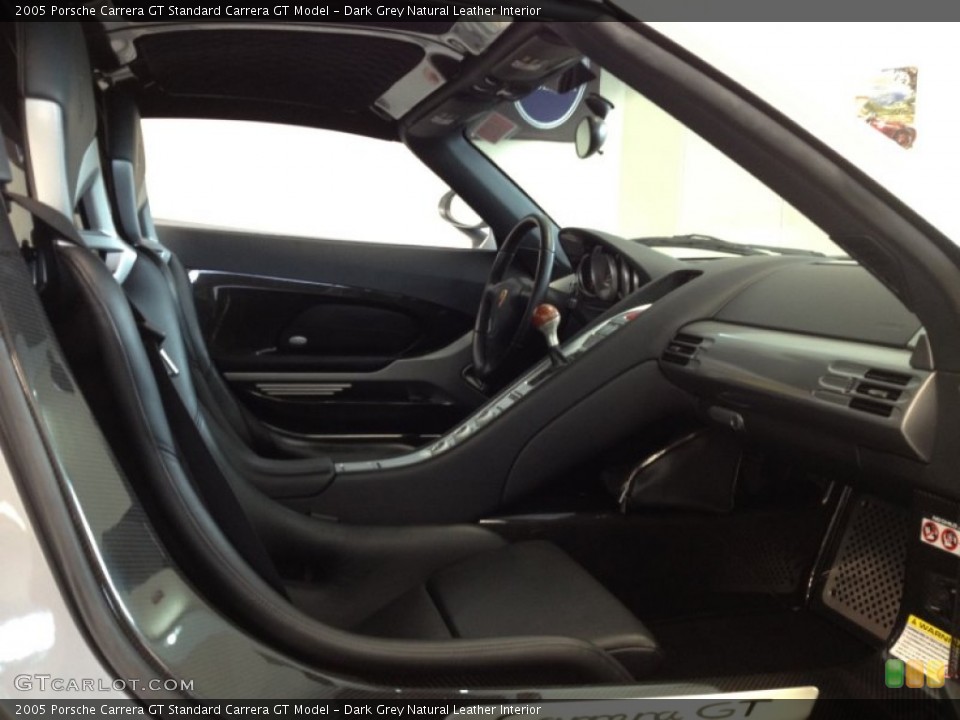 Dark Grey Natural Leather Interior Photo for the 2005 Porsche Carrera GT  #65833097
