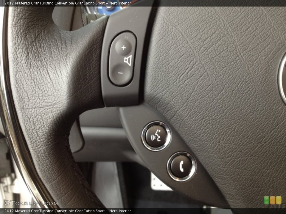 Nero Interior Controls for the 2012 Maserati GranTurismo Convertible GranCabrio Sport #65833709
