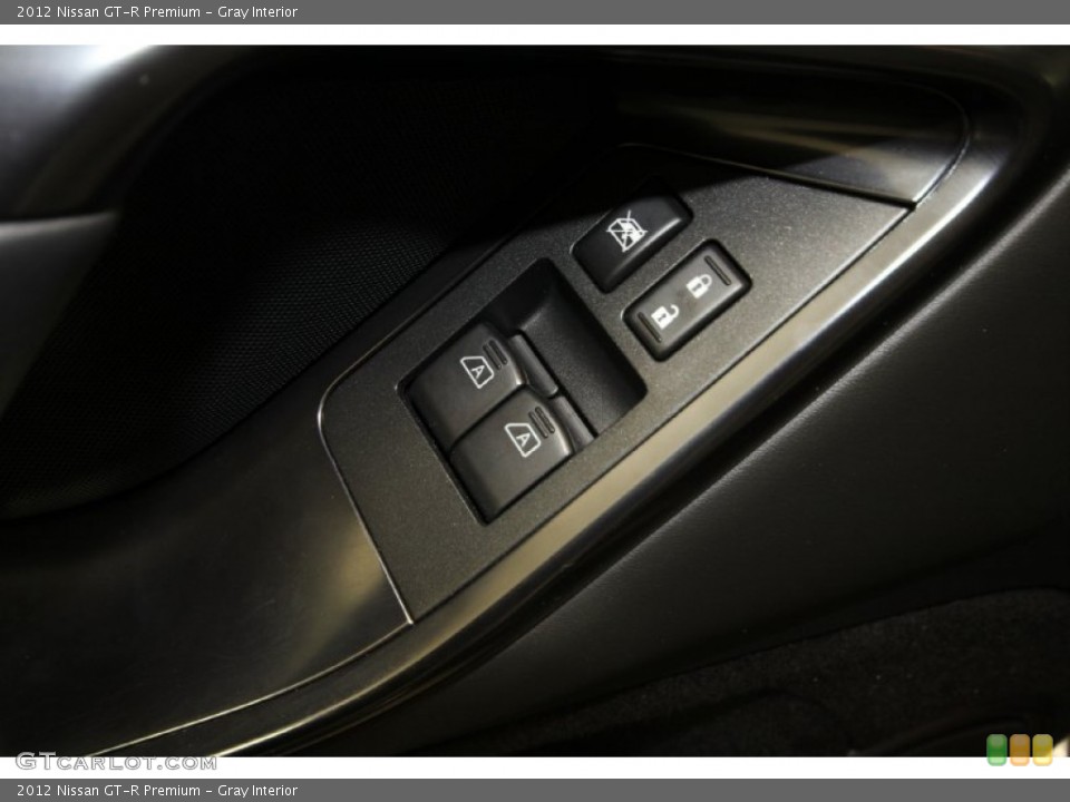 Gray Interior Controls for the 2012 Nissan GT-R Premium #65852067