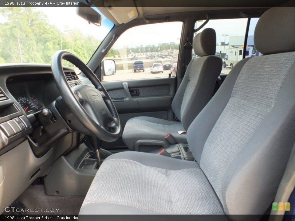 Gray Interior Photo for the 1998 Isuzu Trooper S 4x4 #65860998