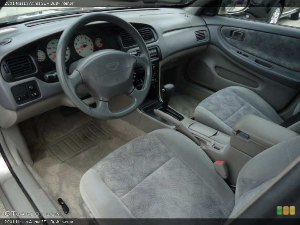 Dusk 2001 Nissan Altima Interiors