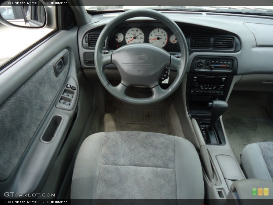 Dusk Interior Dashboard for the 2001 Nissan Altima SE #65863638