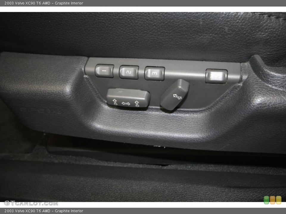 Graphite Interior Controls for the 2003 Volvo XC90 T6 AWD #65870241