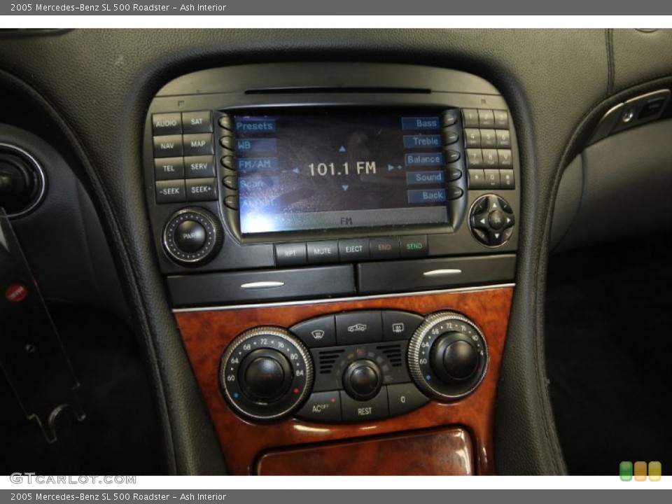 Ash Interior Controls for the 2005 Mercedes-Benz SL 500 Roadster #65873088