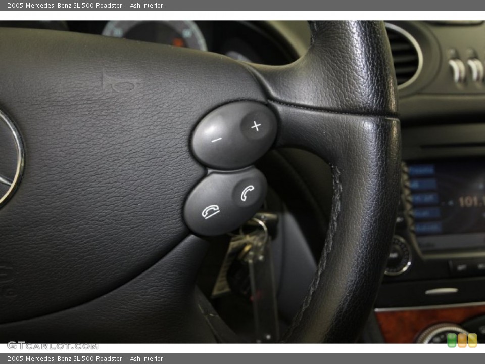 Ash Interior Controls for the 2005 Mercedes-Benz SL 500 Roadster #65873127