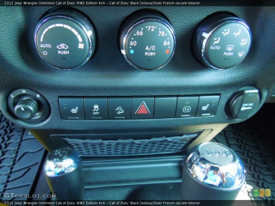 Call of Duty: Black Sedosa/Silver French-Accent Interior Controls for the 2012 Jeep Wrangler Unlimited Call of Duty: MW3 Edition 4x4 #65891697