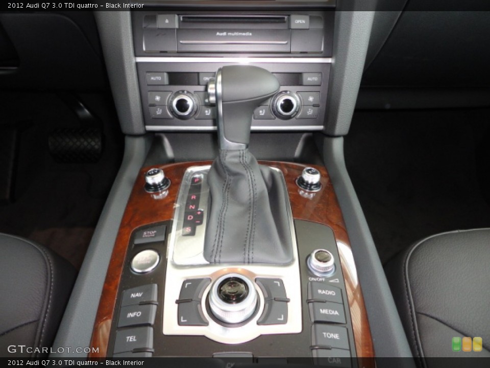 Black Interior Transmission for the 2012 Audi Q7 3.0 TDI quattro #65893512