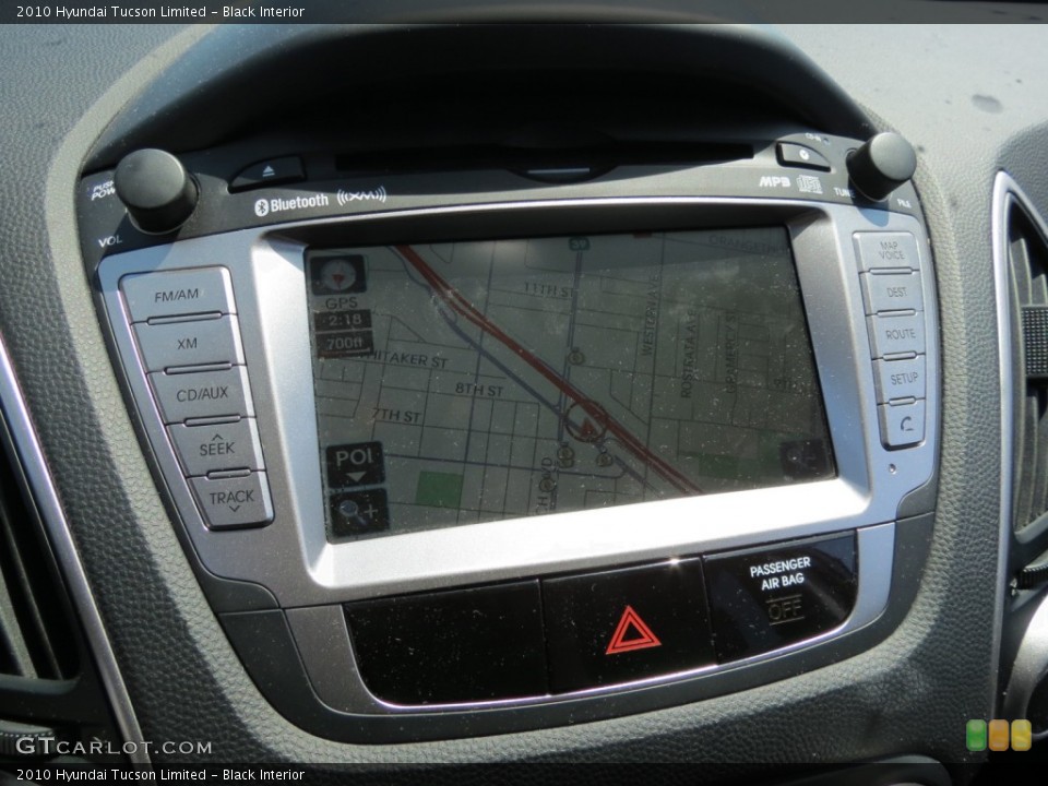 Black Interior Navigation for the 2010 Hyundai Tucson Limited #65910686