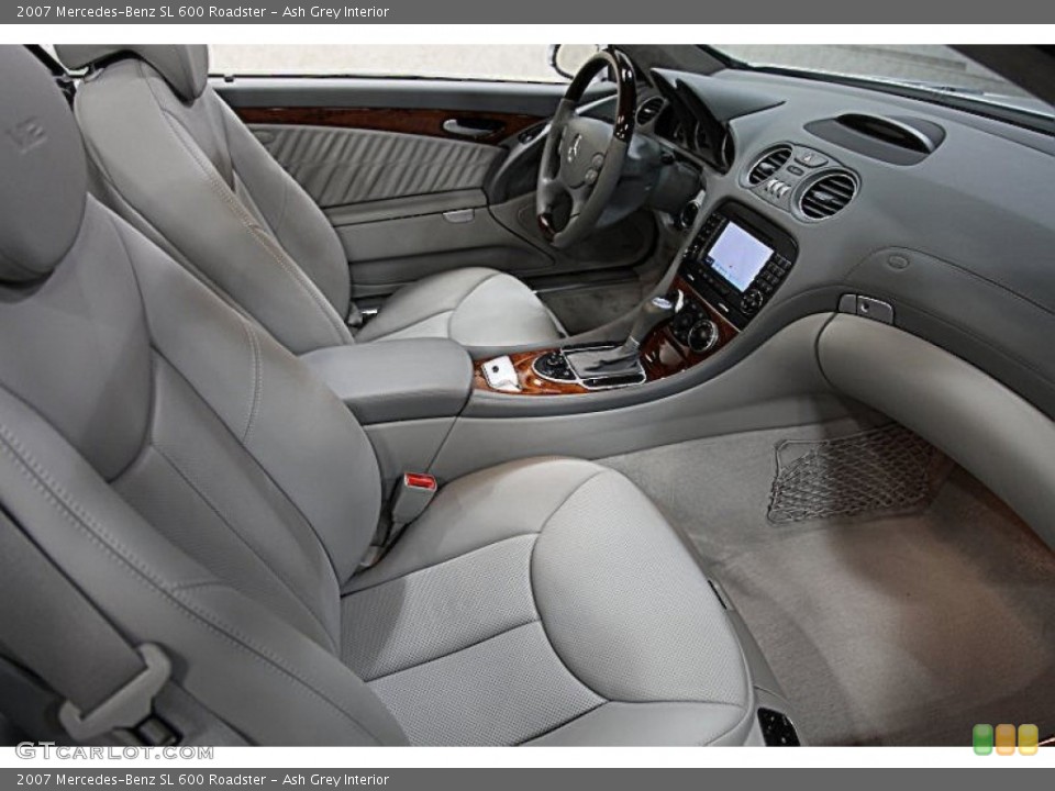 Ash Grey Interior Photo for the 2007 Mercedes-Benz SL 600 Roadster #65914489