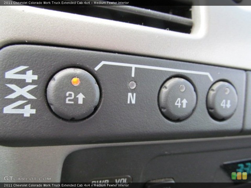 Medium Pewter Interior Controls for the 2011 Chevrolet Colorado Work Truck Extended Cab 4x4 #65923038