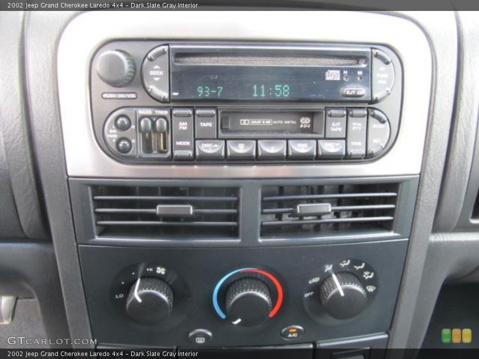 Dark Slate Gray Interior Controls for the 2002 Jeep Grand Cherokee Laredo 4x4 #65955329