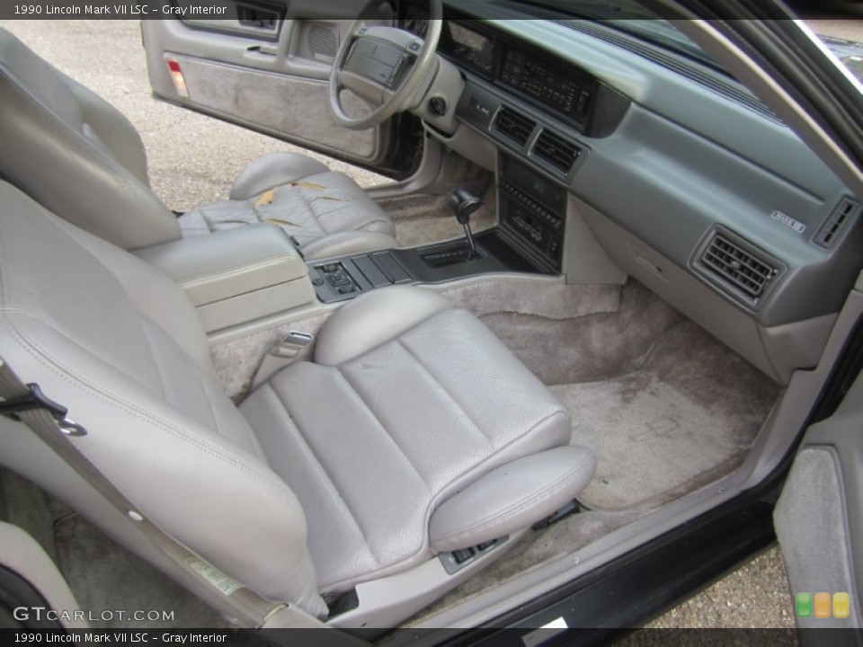 Gray Interior Photo for the 1990 Lincoln Mark VII LSC #65956637