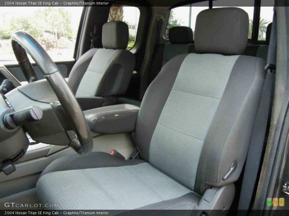 Graphite/Titanium Interior Photo for the 2004 Nissan Titan SE King Cab #65960810