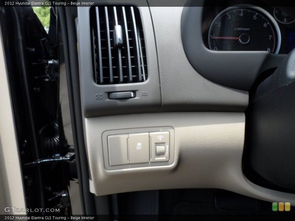 Beige Interior Controls for the 2012 Hyundai Elantra GLS Touring #65963360
