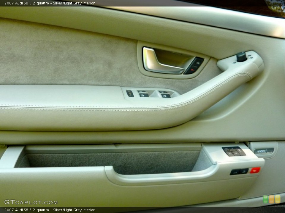 Silver/Light Gray Interior Door Panel for the 2007 Audi S8 5.2 quattro #65965040
