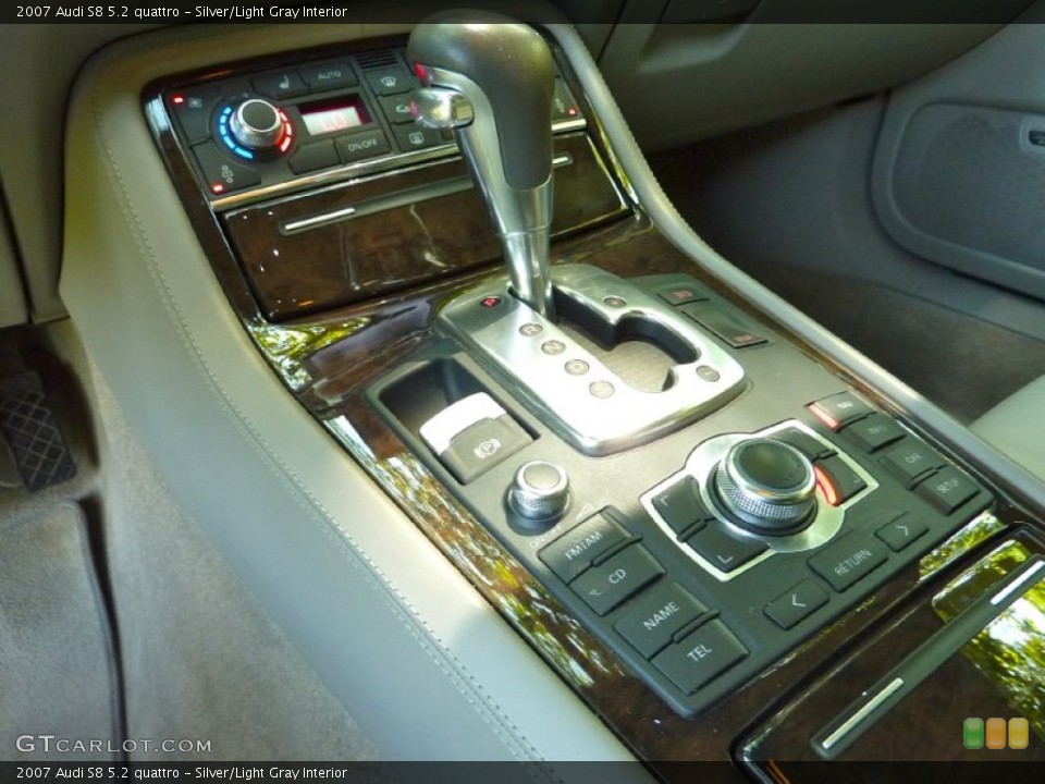 Silver/Light Gray Interior Transmission for the 2007 Audi S8 5.2 quattro #65965082