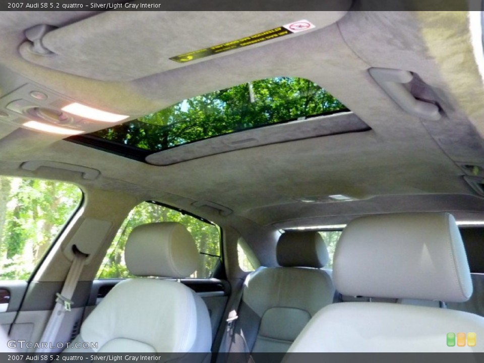 Silver/Light Gray Interior Sunroof for the 2007 Audi S8 5.2 quattro #65965088