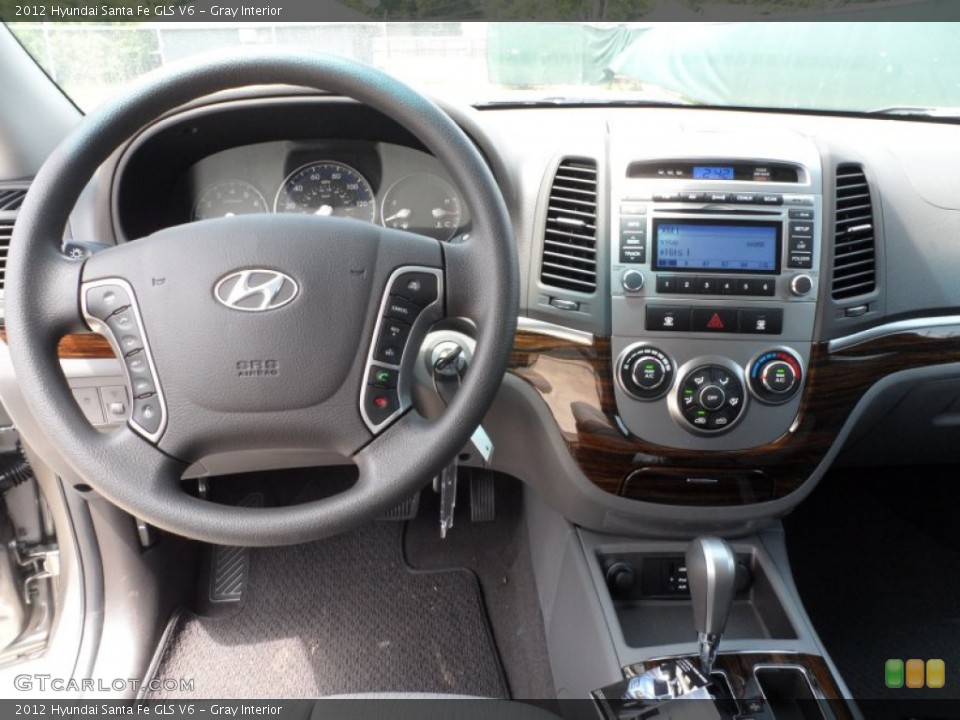 Gray Interior Dashboard for the 2012 Hyundai Santa Fe GLS V6 #65965509