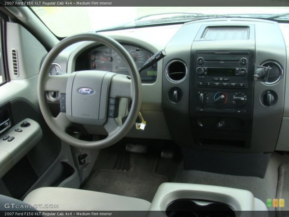 Medium Flint Interior Dashboard for the 2007 Ford F150 XLT Regular Cab 4x4 #65972865