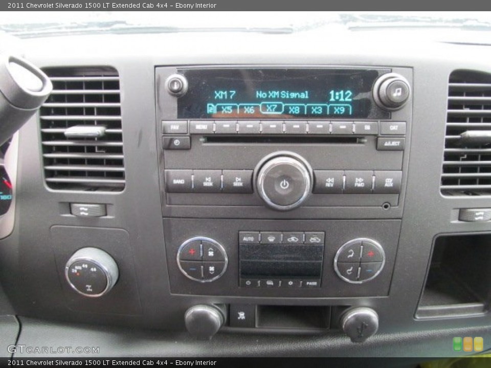Ebony Interior Controls for the 2011 Chevrolet Silverado 1500 LT Extended Cab 4x4 #66012759