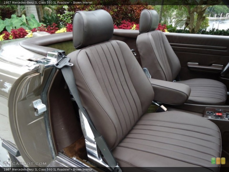 Brown Interior Photo for the 1987 Mercedes-Benz SL Class 560 SL Roadster #66012843