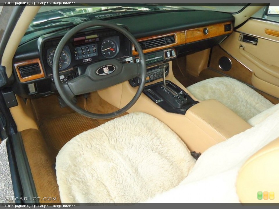 Beige Interior Dashboard for the 1986 Jaguar XJ XJS Coupe #66068819