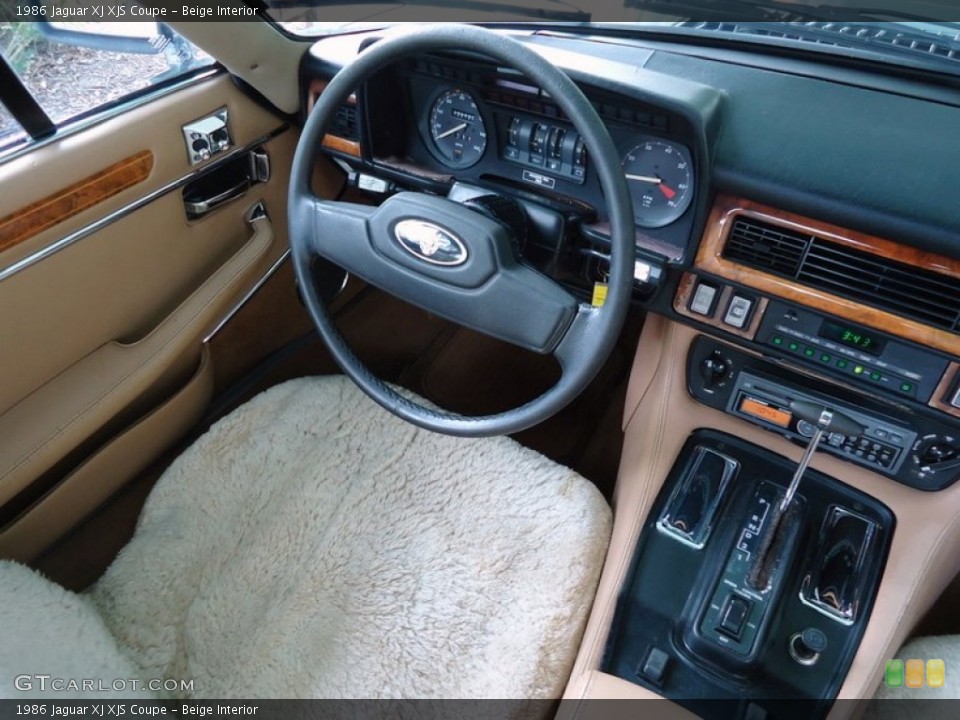 Beige Interior Dashboard for the 1986 Jaguar XJ XJS Coupe #66068957