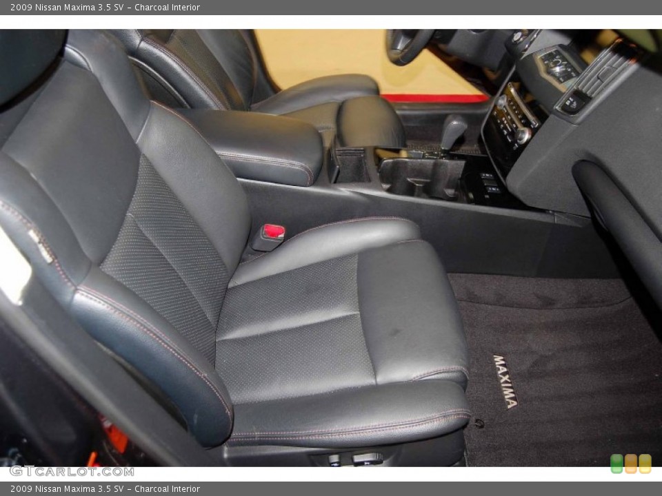 Charcoal Interior Photo for the 2009 Nissan Maxima 3.5 SV #66081821