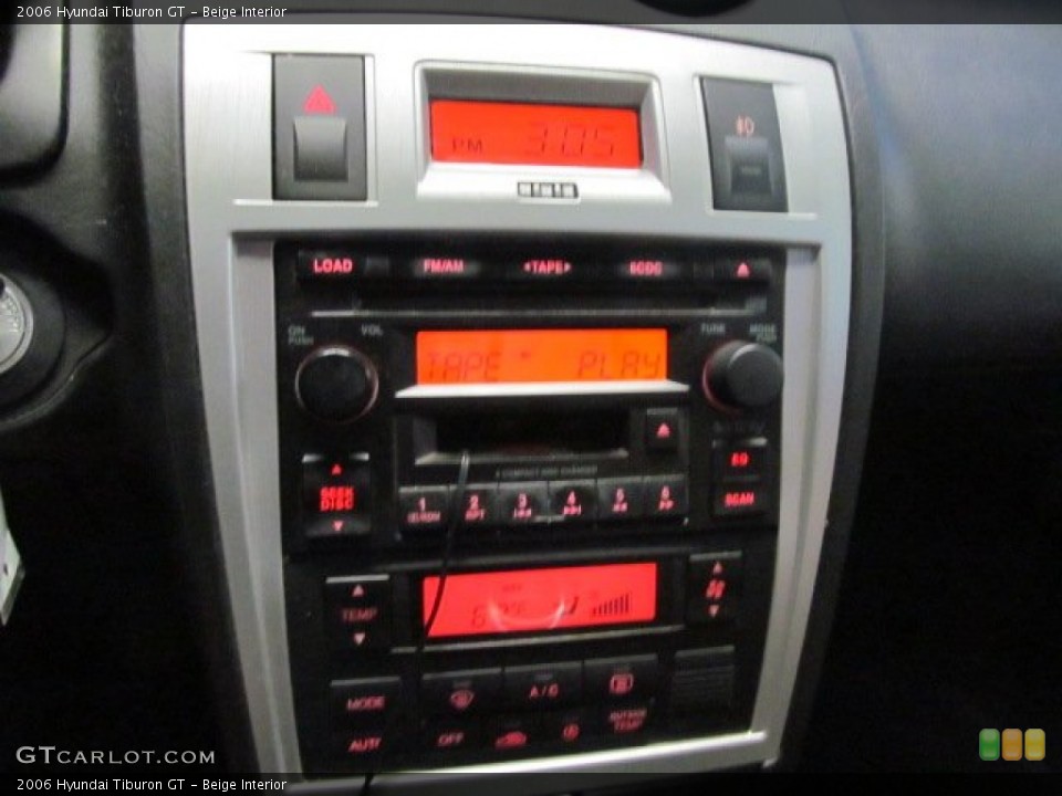 Beige Interior Controls for the 2006 Hyundai Tiburon GT #66083490