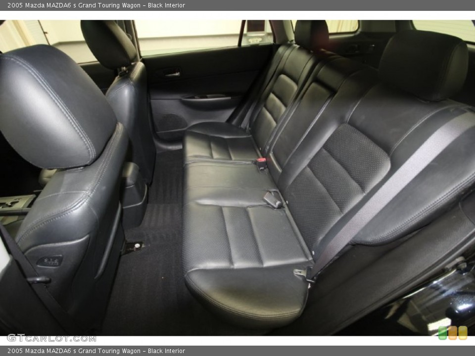 Black Interior Photo for the 2005 Mazda MAZDA6 s Grand Touring Wagon #66084570
