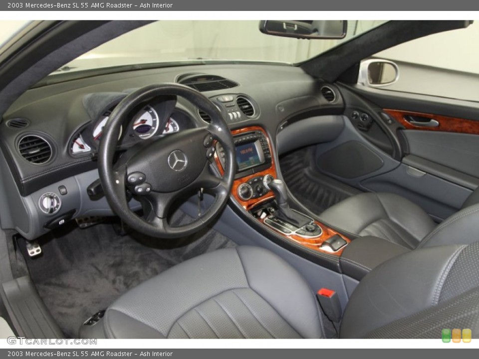 Ash Interior Photo for the 2003 Mercedes-Benz SL 55 AMG Roadster #66087821