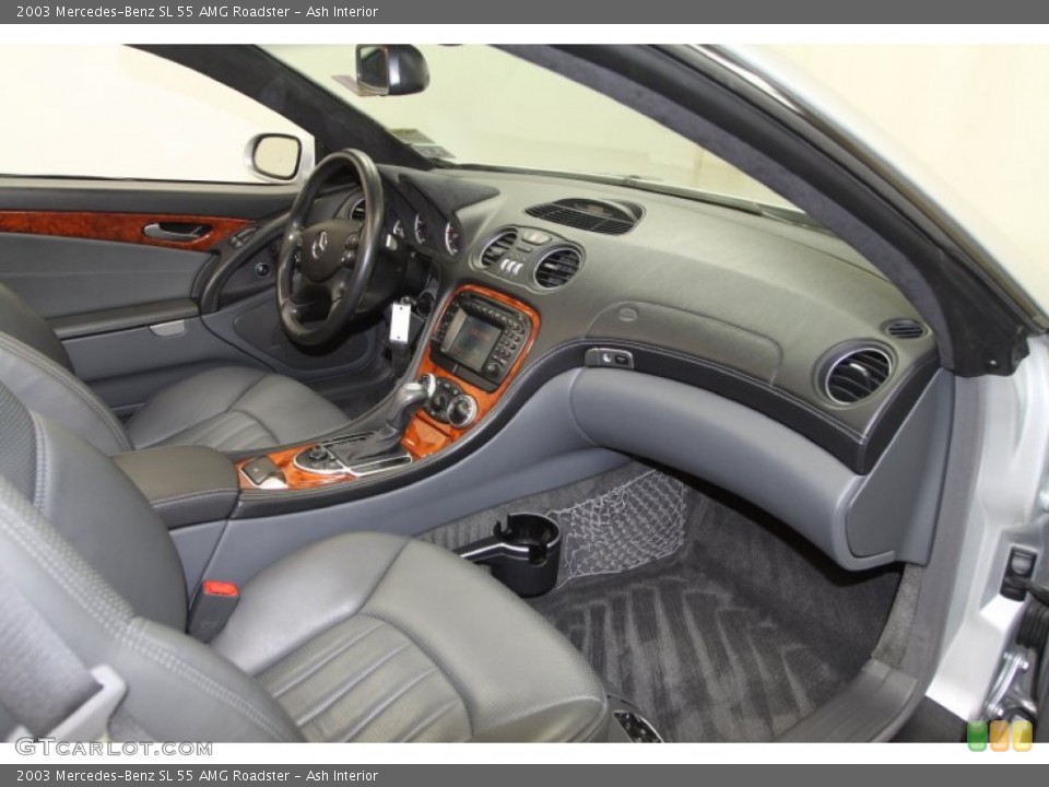 Ash Interior Photo for the 2003 Mercedes-Benz SL 55 AMG Roadster #66088065