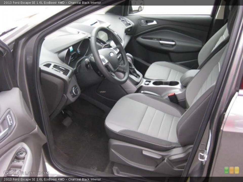 Charcoal Black Interior Photo for the 2013 Ford Escape SE 1.6L EcoBoost 4WD #66090105