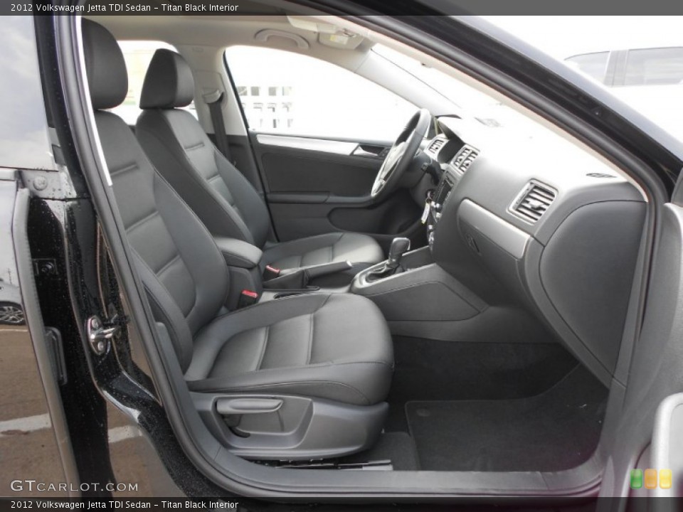 Titan Black Interior Photo for the 2012 Volkswagen Jetta TDI Sedan #66093504