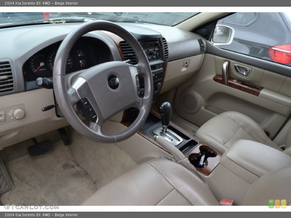 Beige Interior Photo for the 2004 Kia Sorento EX 4WD #66098988
