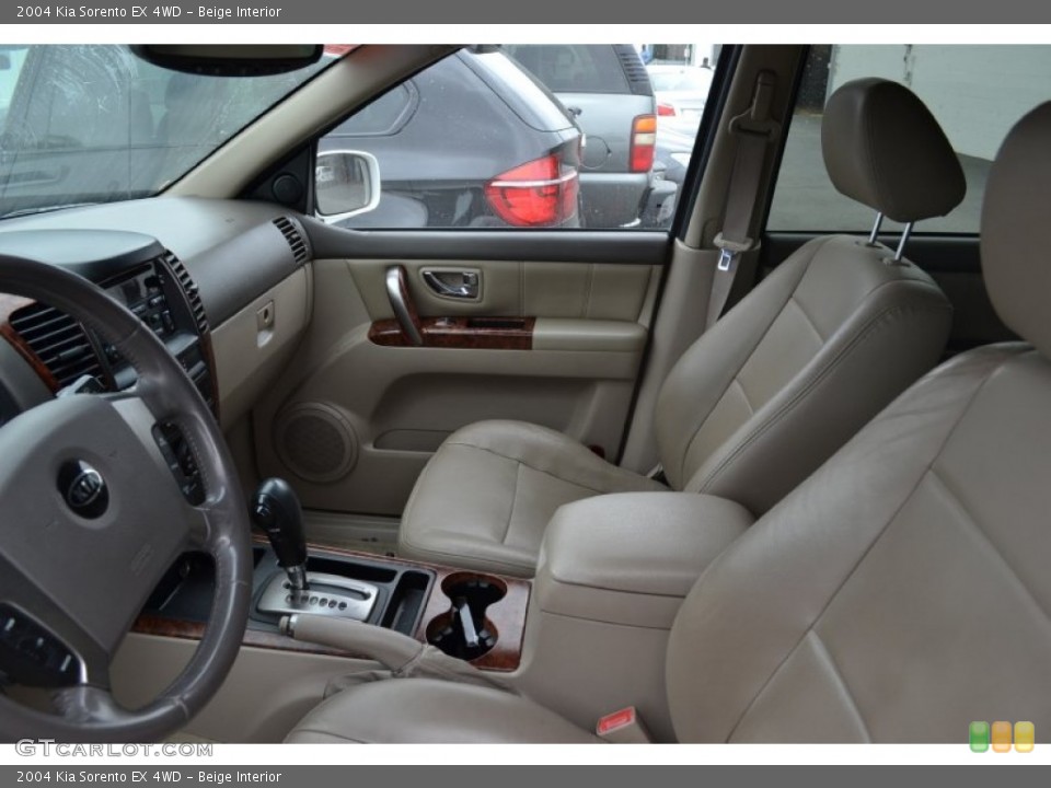 Beige Interior Photo for the 2004 Kia Sorento EX 4WD #66098997