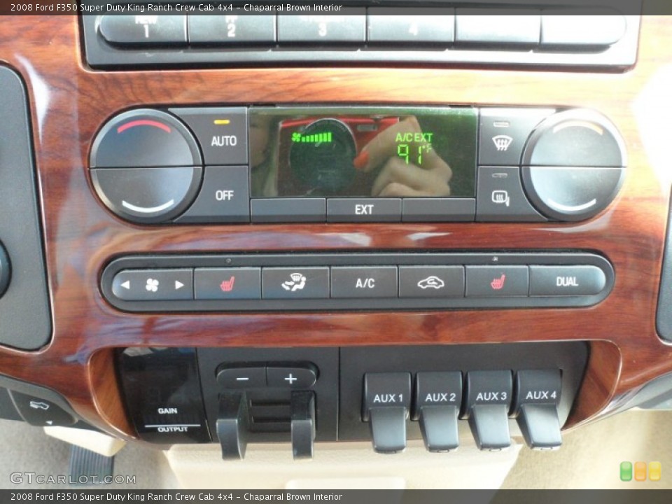 Chaparral Brown Interior Controls for the 2008 Ford F350 Super Duty King Ranch Crew Cab 4x4 #66101568