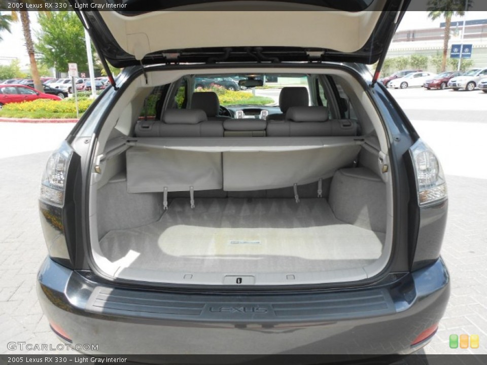 Light Gray Interior Trunk for the 2005 Lexus RX 330 #66104304